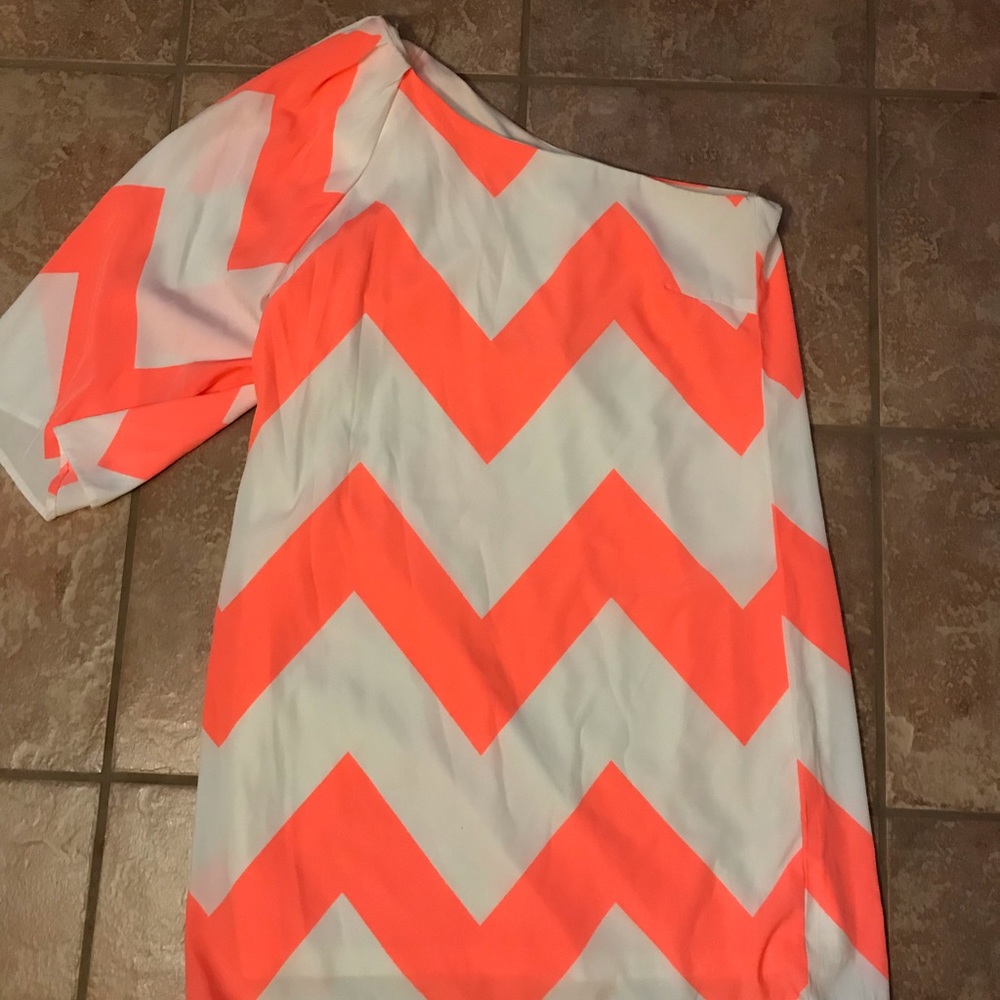 One shoulder dress